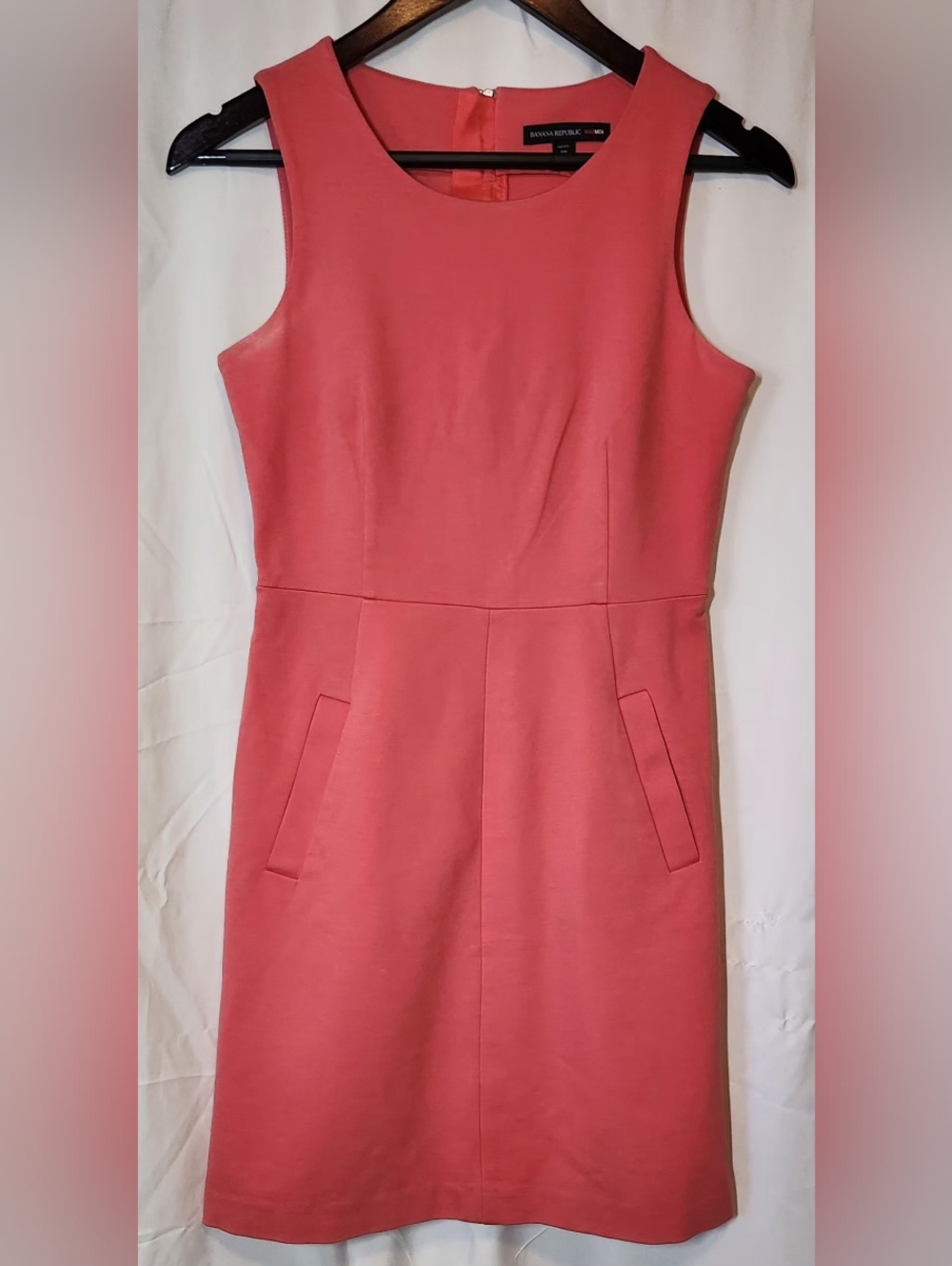 Banana Republic Mad Men Collection Coral Dress Petite Size 2